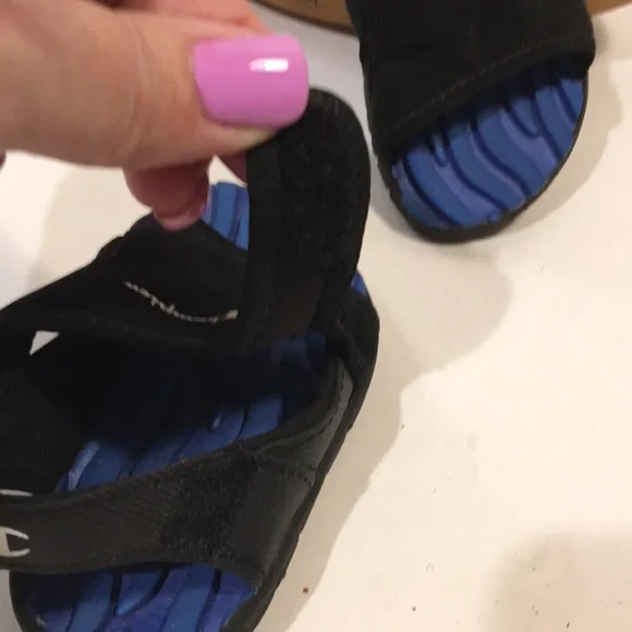 ♥️Champion baby water sandals size us 3 w - Picture 3 of 7